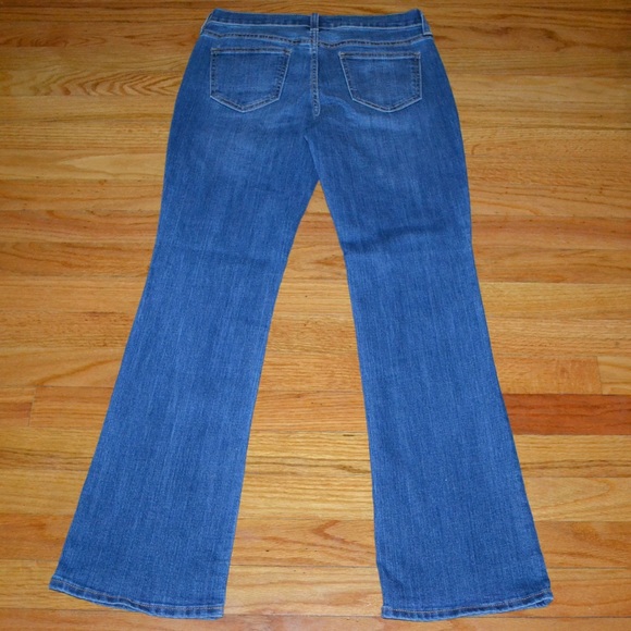 Women’s Old Navy denim jeans, size 2 short (2S) - Picture 7 of 11
